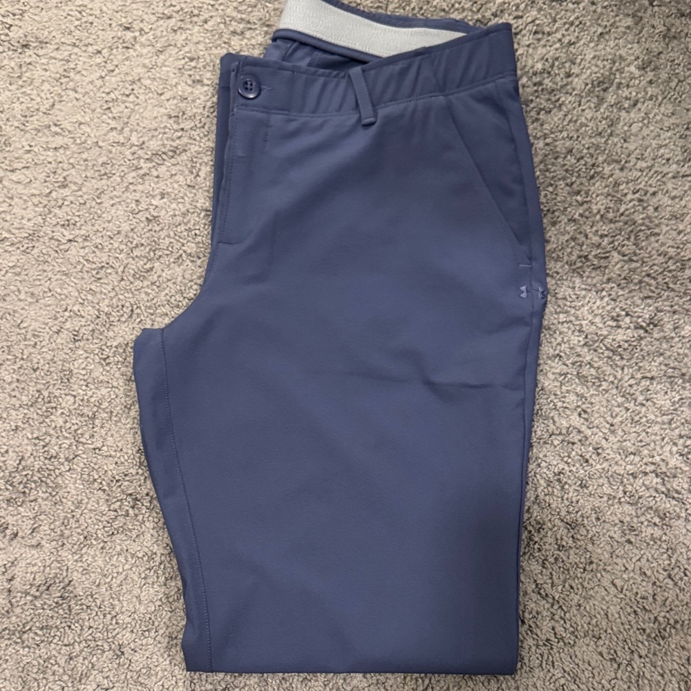 Women’s blue golf pants
